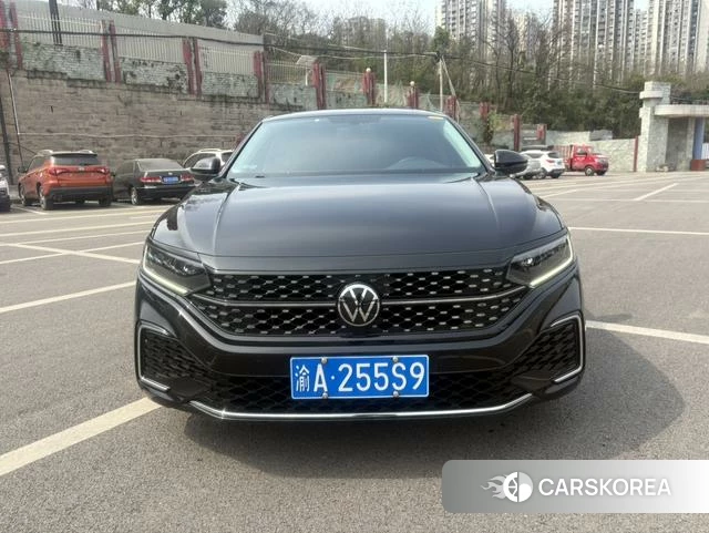 Volkswagen Passat id 4271409 из Китая 11