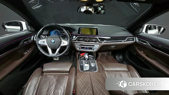 BMW 7 Series (G11) id 3801696 из Кореи 17