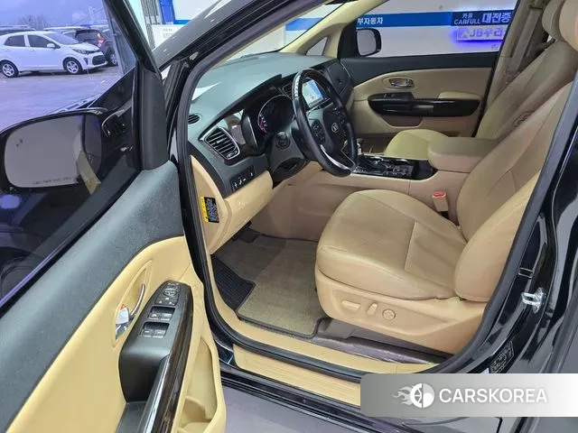 Kia The New Carnival id 3469713 из Кореи 17