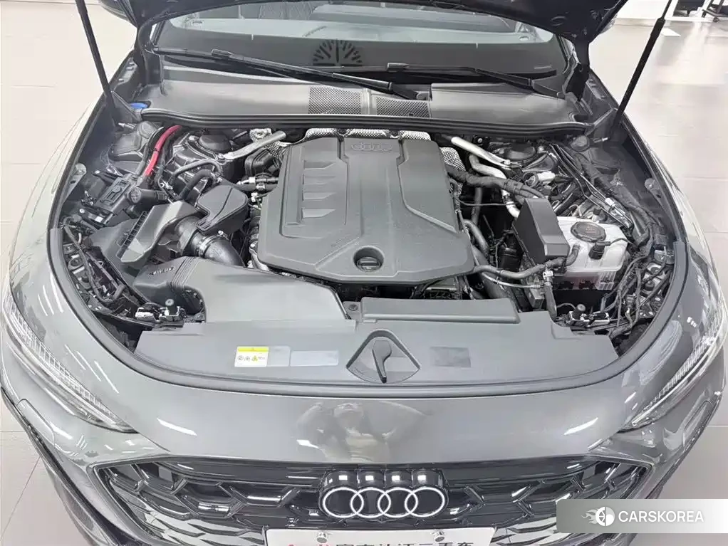 Audi A5L id 4654969 из Китая 7