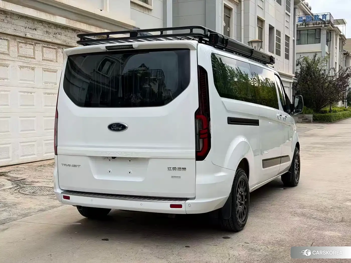 Ford Tourneo id 4599763 из Китая 7
