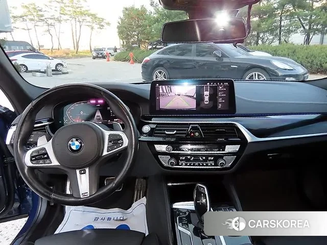 BMW 5 Series (G30) id 3361965 из Кореи 17