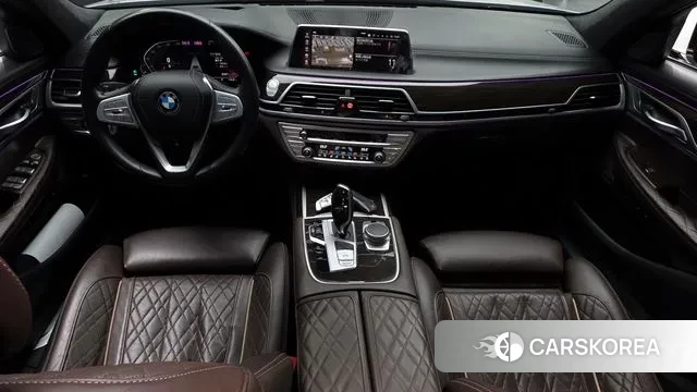 BMW 7 Series (G11) id 3350573 из Кореи 17