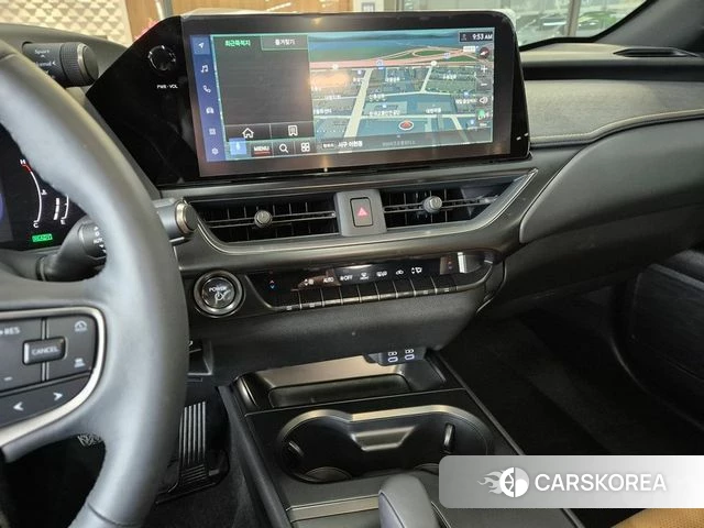 Lexus UX300h id 3856372 из Кореи 17