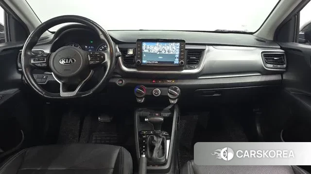 Kia Stonic id 3632011 из Кореи 17