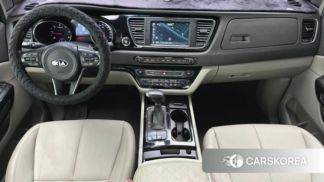 Kia All New Carnival id 4882734 из Кореи 32