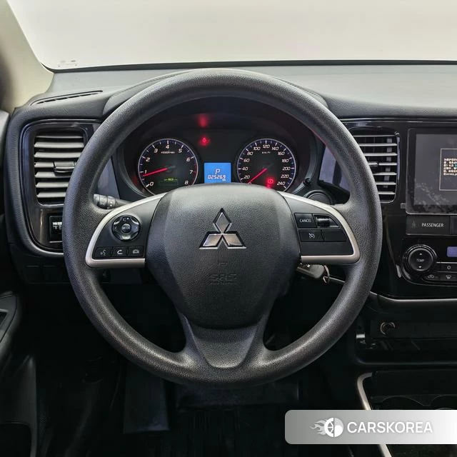 Mitsubishi  Outlander id 4207298 из Китая 13