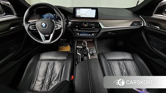 BMW 5 Series (G30) id 3773228 из Кореи 17