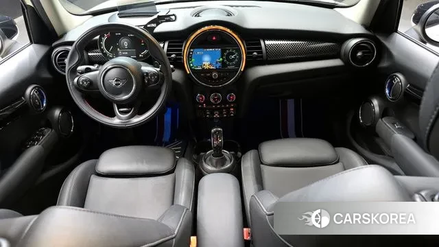 Mini Cooper S id 3122281 из Кореи 17