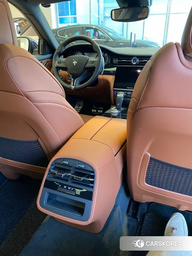 Maserati Quattroporte id 4571804 из Кореи 7