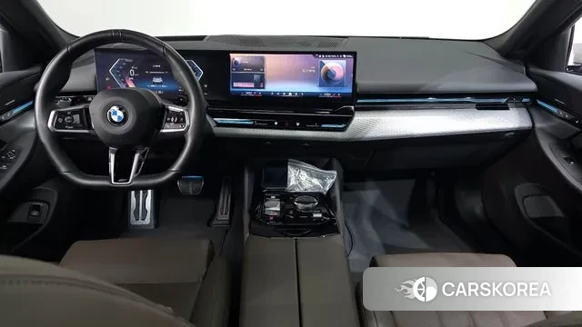 BMW 5 Series (G60) id 3533616 из Кореи 17