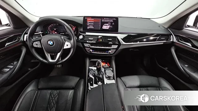 BMW 5 Series (G30) id 3291155 из Кореи 17