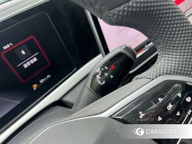 Volkswagen Passat id 4258827 из Китая 19