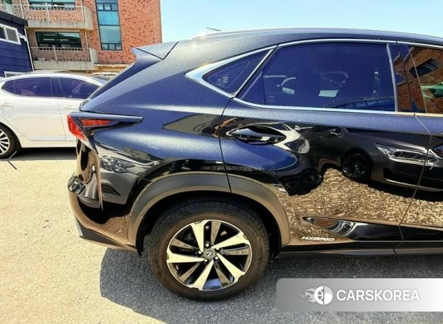 Lexus NX300h id 4362186 из Кореи 10