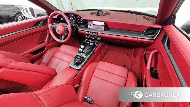 Porsche 911(992) id 4640627 из Кореи 32