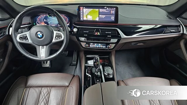 BMW 5 Series (G30) id 4528479 из Кореи 29