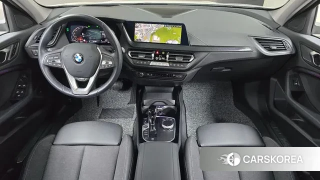 BMW 1 Series (F40) id 3180183 из Кореи 17