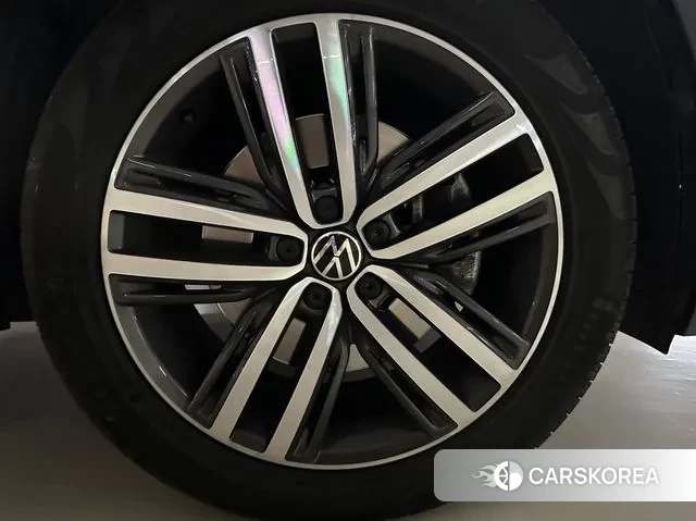 Volkswagen Tiguan Allspace id 2974647 из Кореи 14