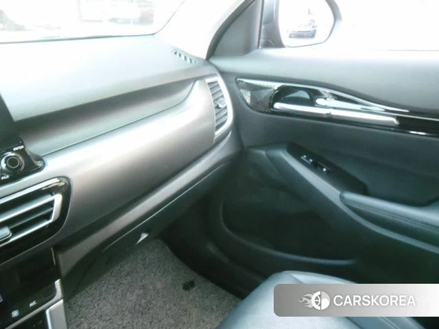 Kia Seltos id 3856556 из Кореи 15