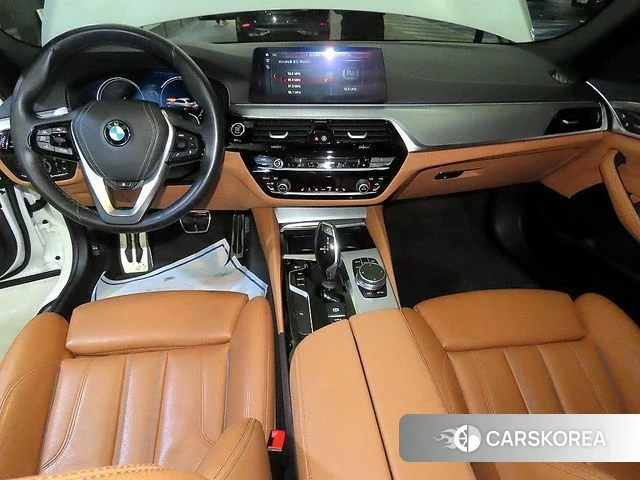 BMW 5 Series (G30) id 4385045 из Кореи 17