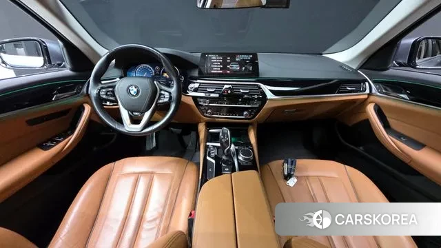 BMW 5 Series (G30) id 3489731 из Кореи 17