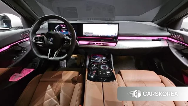 BMW 5 Series (G60) id 3217388 из Кореи 17