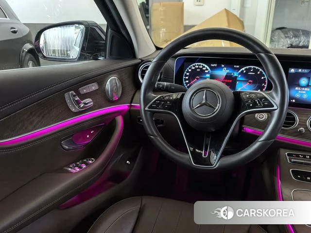 Mercedes-Benz E-class id 3983297 из Китая 24