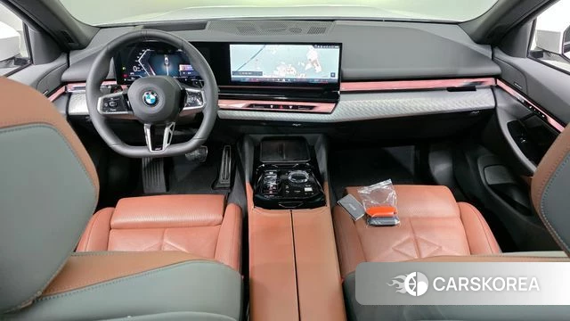 BMW 5 Series (G60) id 3863827 из Кореи 17