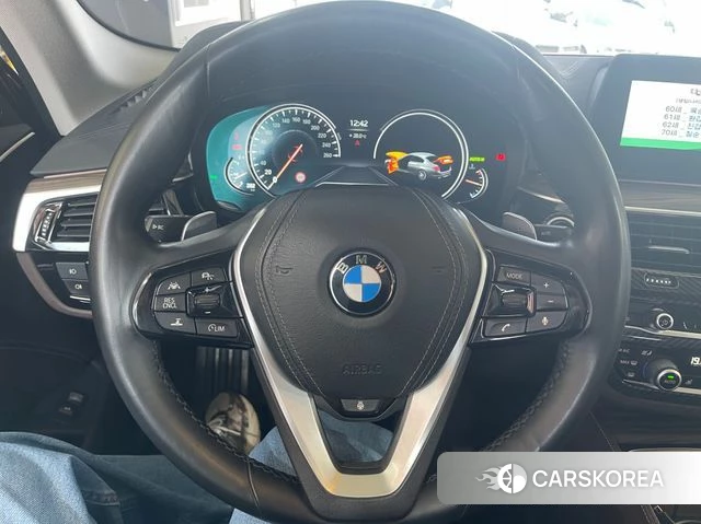 BMW 5 Series (G30) id 4430493 из Кореи 15