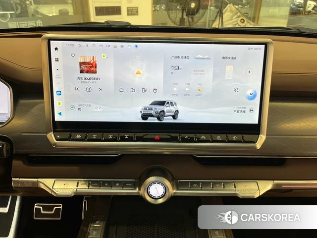 Tank 700 Hi4-T id 3919378 из Китая 23