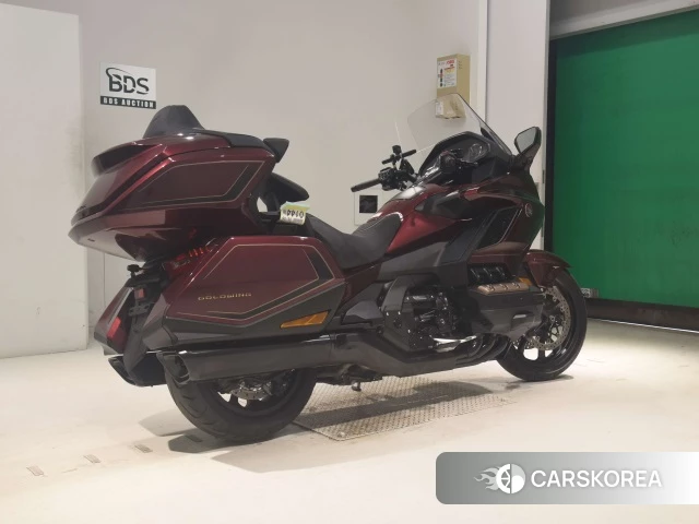 Проданный Honda GL1800 TOUR DCT 2025 из Японии, фото 5