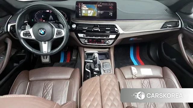 BMW 5 Series (G30) id 3192460 из Кореи 17