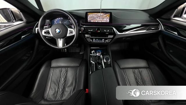 BMW 5 Series (G30) id 3936222 из Кореи 17