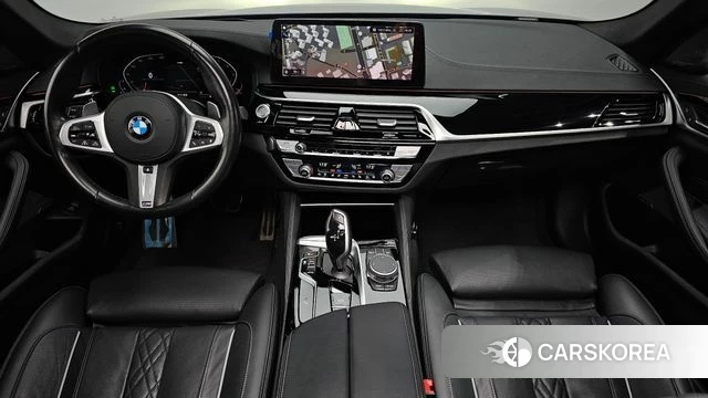 BMW 5 Series (G30) id 4249855 из Кореи 17