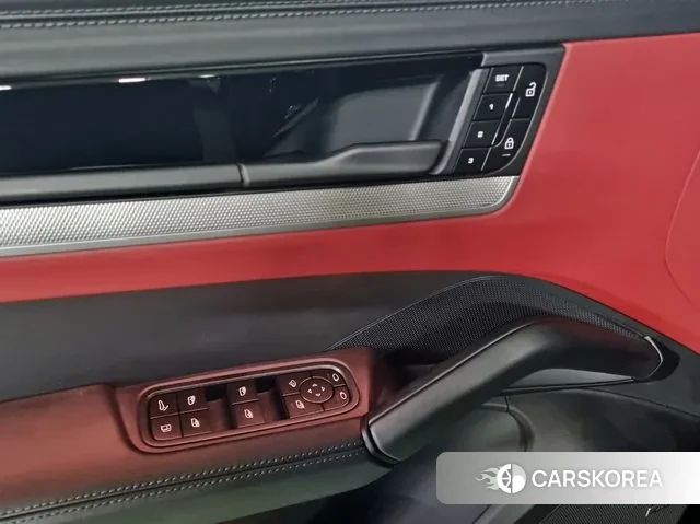 Porsche Cayenne (PO536) id 3684598 из Кореи 17