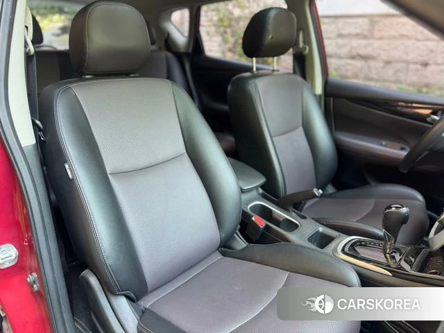 Nissan TIIDA id 4278563 из Китая 14