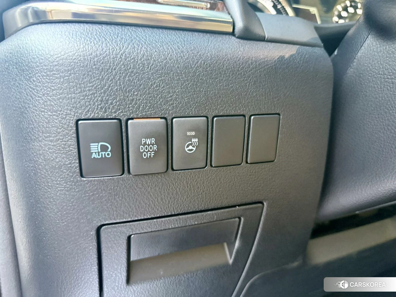 Toyota Elfa id 4455621 из Китая 14