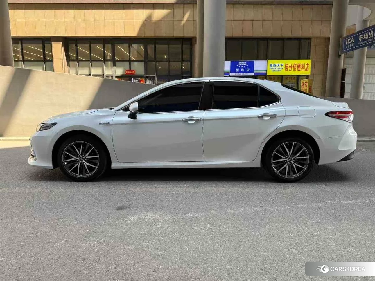 Toyota Camry id 4510771 из Китая 7