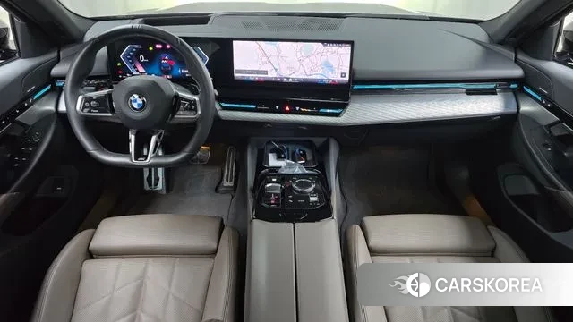 BMW 5 Series (G60) id 3477646 из Кореи 17