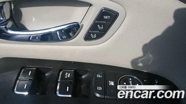 Kia All New Carnival id 2766344 из Кореи 17