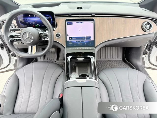 Mercedes-Benz EQE id 3939542 из Китая 7