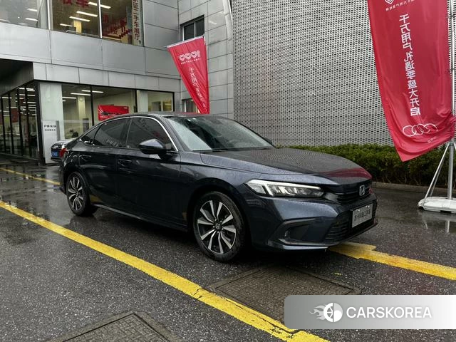Honda Civic id 4236662 из Китая 13