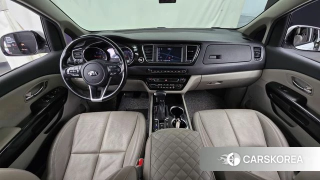 Kia The New Carnival id 4430512 из Кореи 17