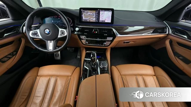 BMW 5 Series (G30) id 3865715 из Кореи 17