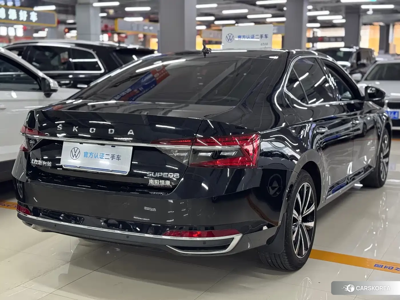 Skoda Superb id 4589522 из Китая 10
