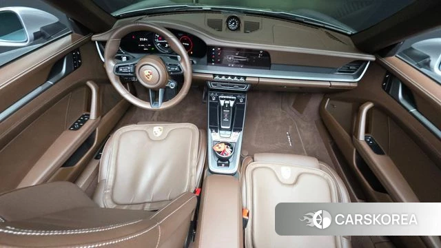 Porsche 911(992) id 4315173 из Кореи 17