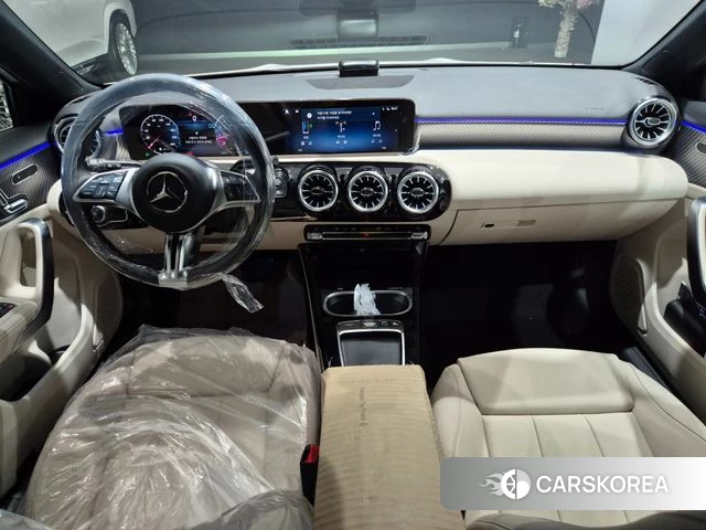 Mercedes-Benz A-Class W177 id 4200635 из Кореи 16