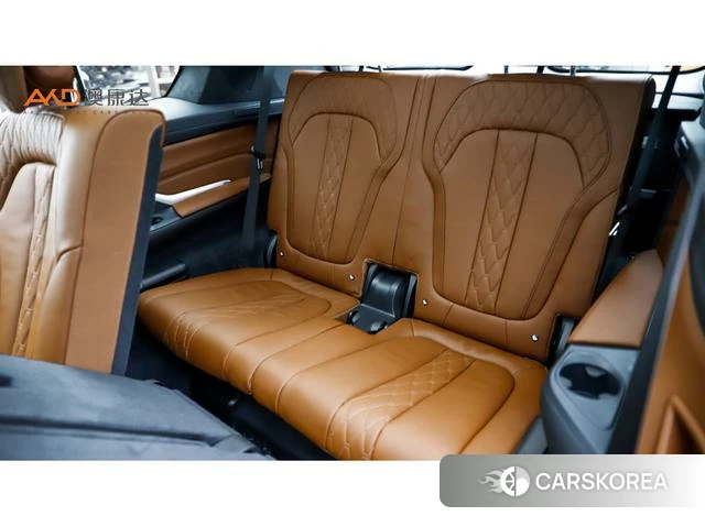 BMW X7 id 4265674 из Китая 8
