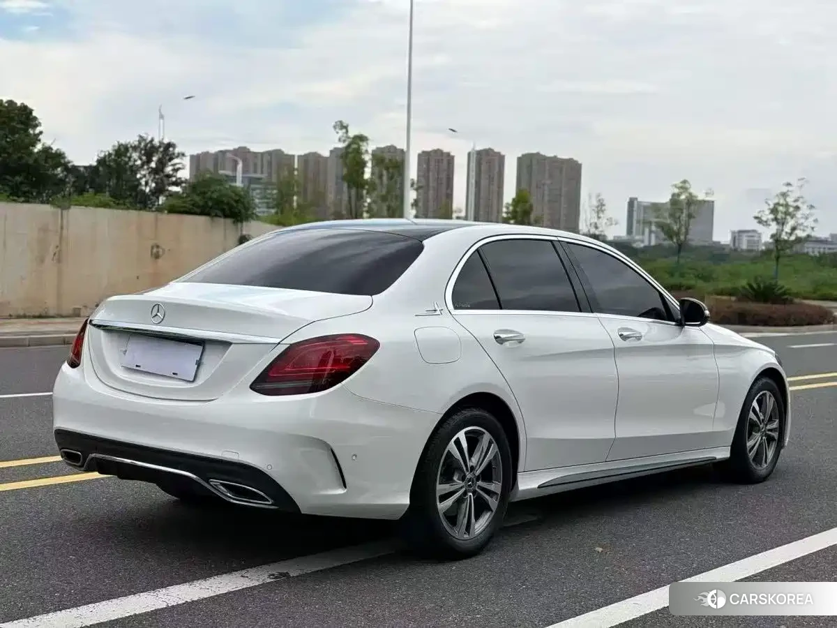 Mercedes-Benz C-class id 4577474 из Китая 8