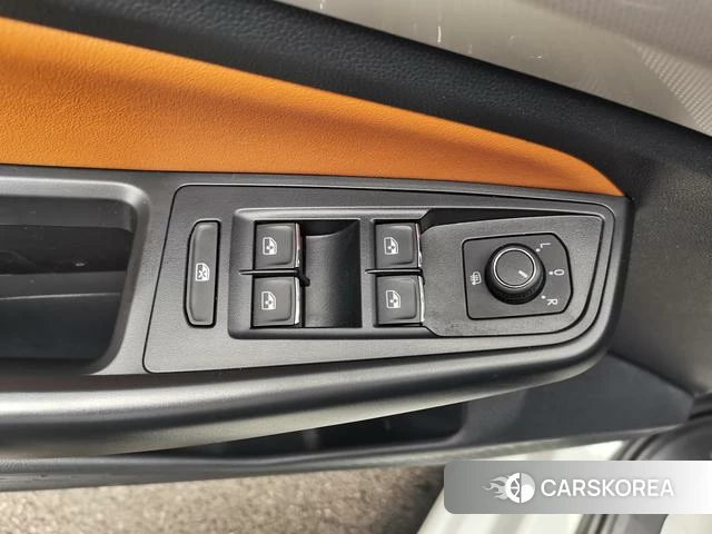 Volkswagen Bora id 4258773 из Китая 21